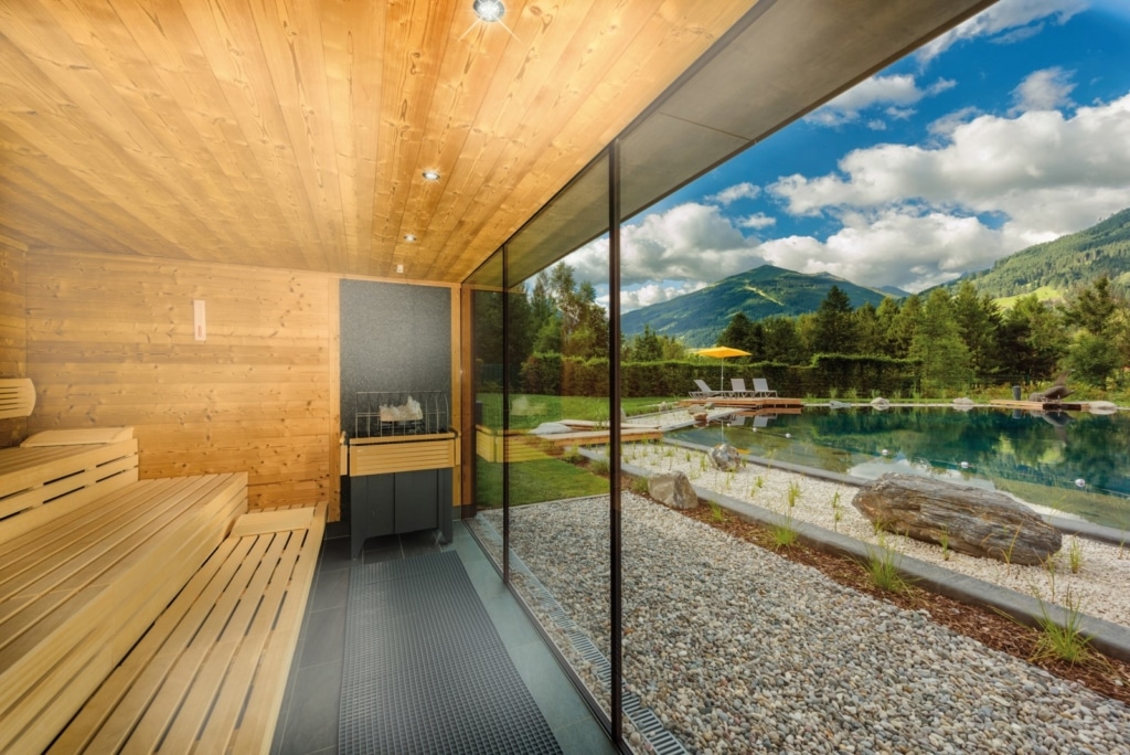 verkleinert AlpenthermeGastein KristallSauna Seeblick1 Sommer Wolkersdorfer 1